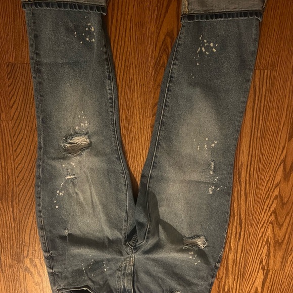 Cabi distressed jeans size 6 - Picture 4 of 6